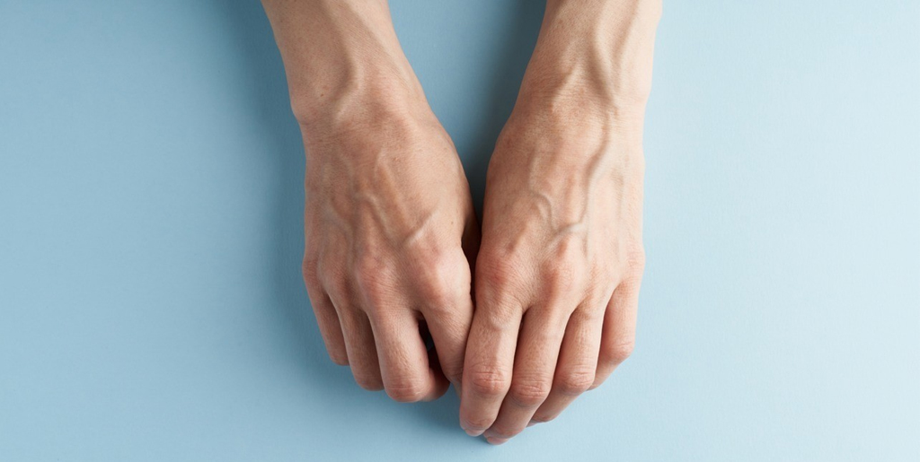 Почему антисептики сушат руки